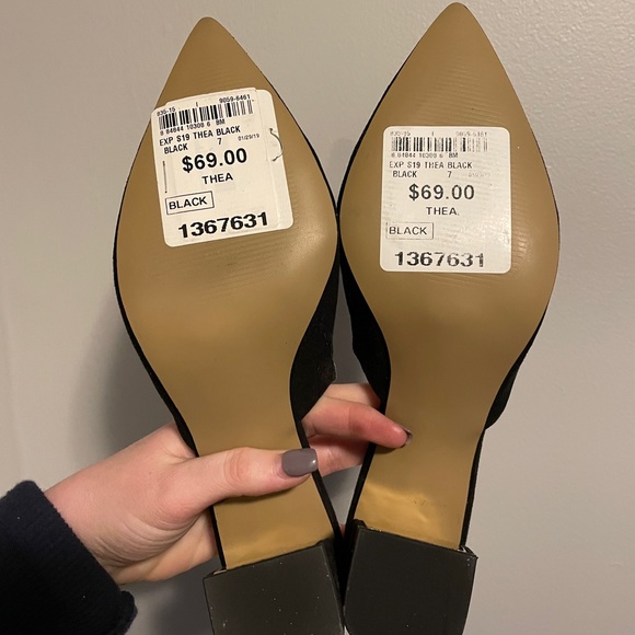 Two pairs of slip on block heels - Picture 2 of 6